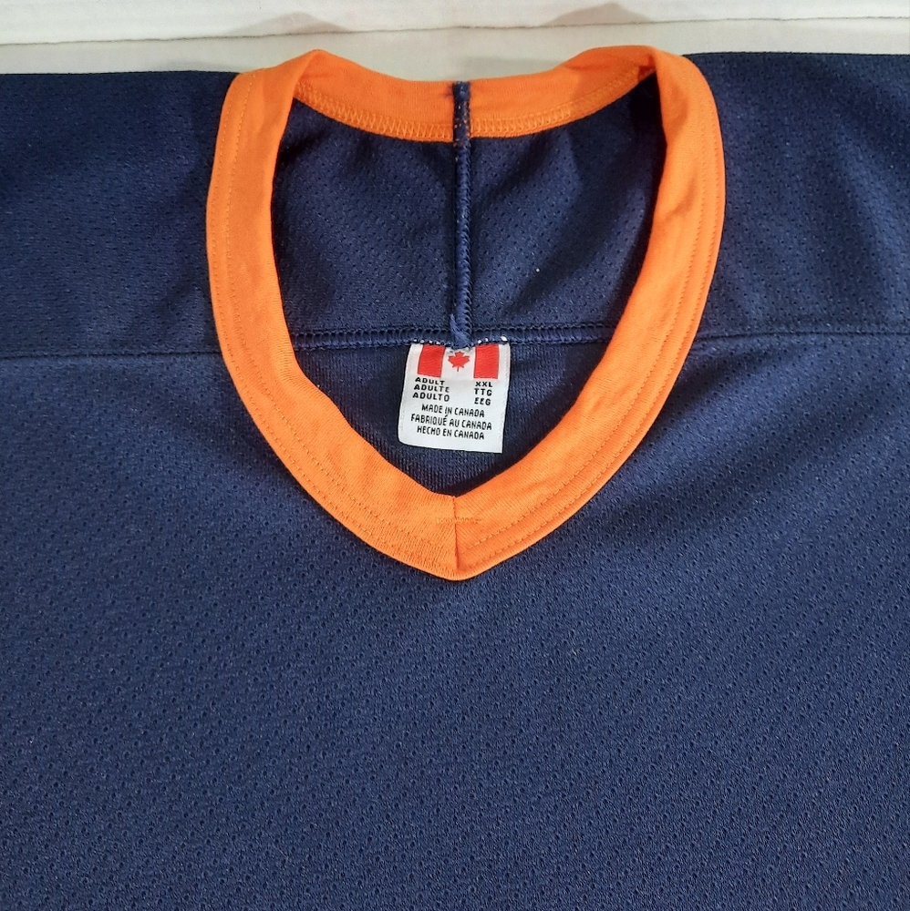 Vintage CCM Air-Knit Blank Hockey Jersey Made in Canada - Picture 3 of 5